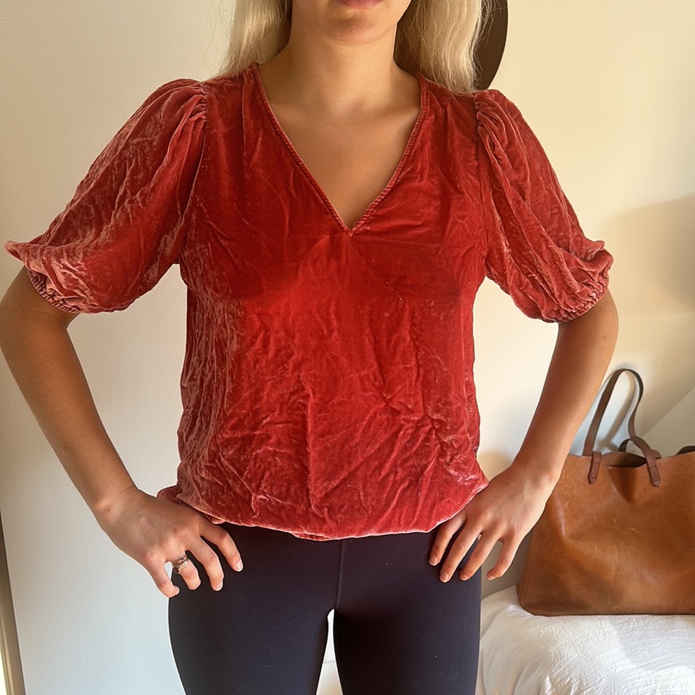 VELVET LOFT TOP - Picture 2 of 3